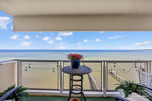 825 Bayshore 701, Pensacola, FL 32507