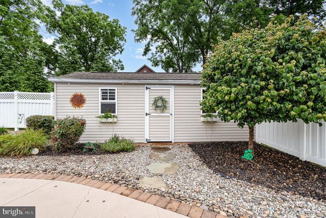 196 SPRING DR, Dillsburg, PA 17019