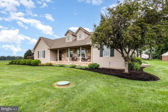 196 SPRING DR, Dillsburg, PA 17019