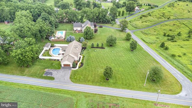 196 SPRING DR, Dillsburg, PA 17019