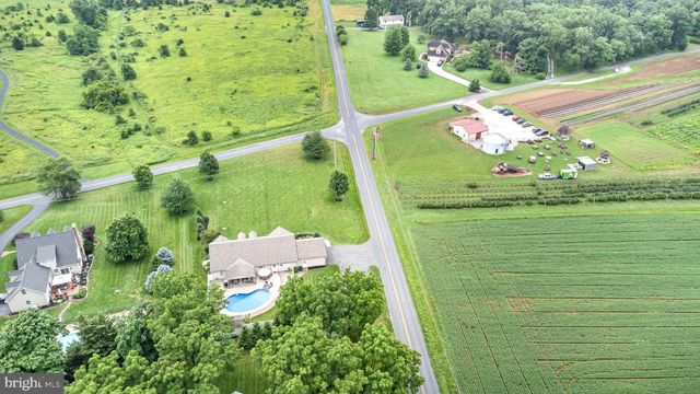 196 SPRING DR, Dillsburg, PA 17019