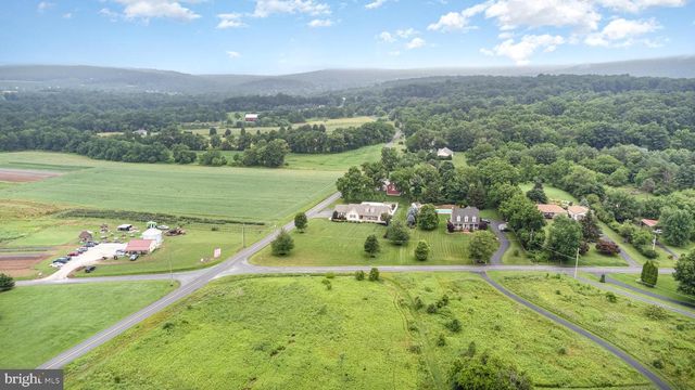 196 SPRING DR, Dillsburg, PA 17019