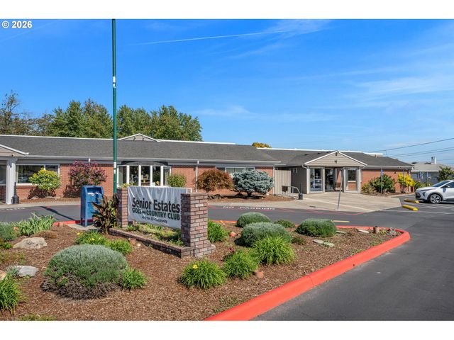 401 S CASCADE Dr, Woodburn, OR 97071