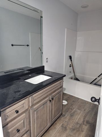 51 Marys Ln, Lafayette, TN 37083