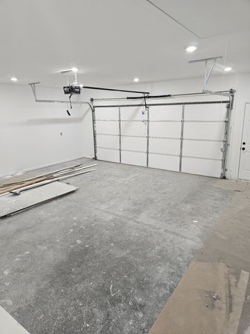 51 Marys Ln, Lafayette, TN 37083