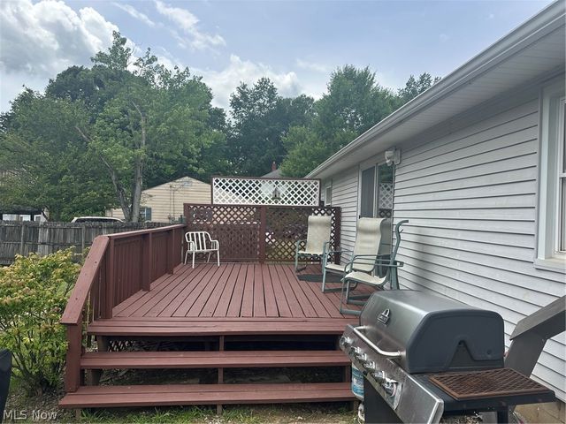 1352 Heaton Boulevard, Niles, OH 44446