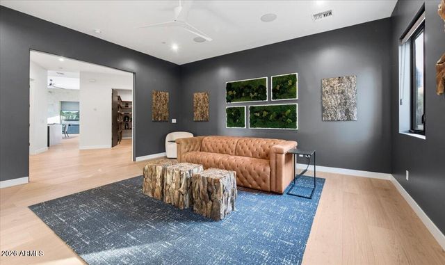 5922 E CHENEY Drive, Paradise Valley, AZ 85253