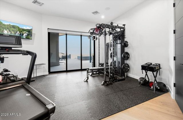 5922 E CHENEY Drive, Paradise Valley, AZ 85253