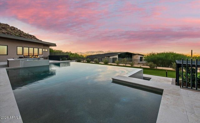 5922 E CHENEY Drive, Paradise Valley, AZ 85253