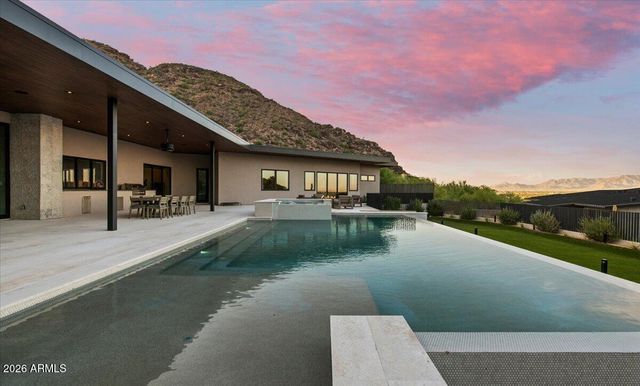 5922 E CHENEY Drive, Paradise Valley, AZ 85253