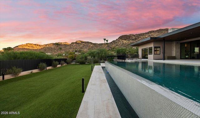 5922 E CHENEY Drive, Paradise Valley, AZ 85253