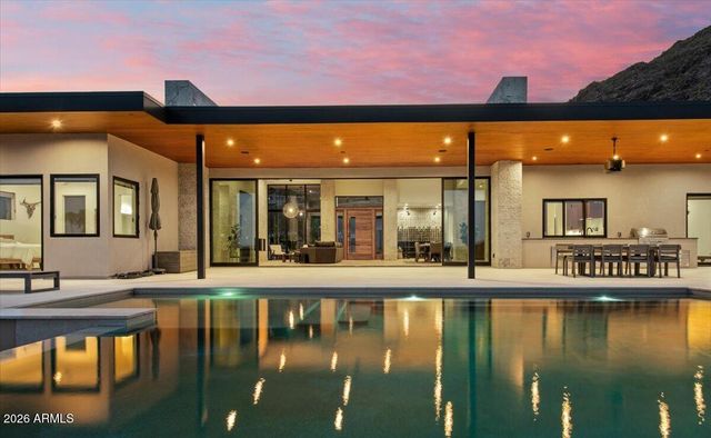 5922 E CHENEY Drive, Paradise Valley, AZ 85253