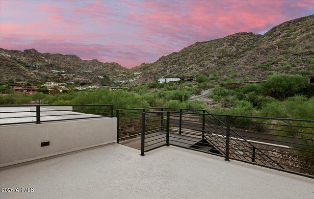 5922 E CHENEY Drive, Paradise Valley, AZ 85253