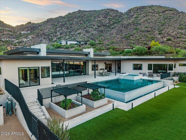 5922 E CHENEY Drive, Paradise Valley, AZ 85253