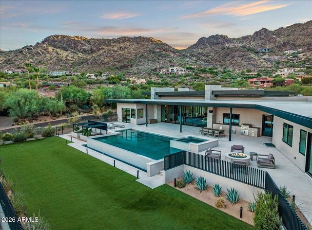 5922 E CHENEY Drive, Paradise Valley, AZ 85253