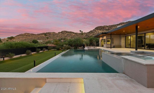 5922 E CHENEY Drive, Paradise Valley, AZ 85253