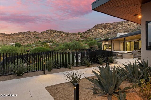 5922 E CHENEY Drive, Paradise Valley, AZ 85253