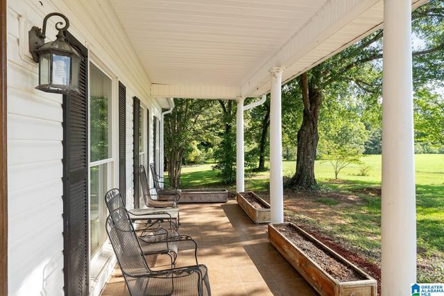 2821 COUNTY ROAD 50, Moundville, AL 35474
