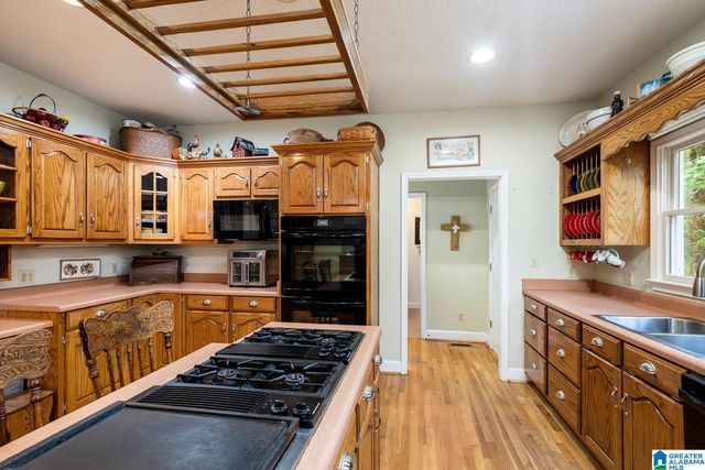 2821 COUNTY ROAD 50, Moundville, AL 35474