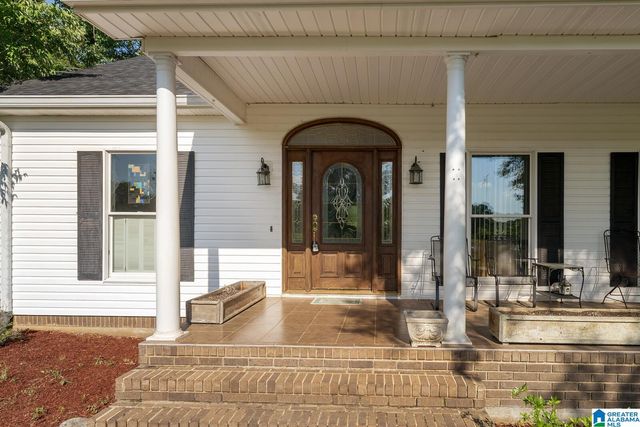 2821 COUNTY ROAD 50, Moundville, AL 35474