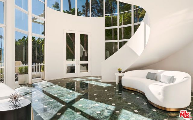 816 Monte Leon Drive, Beverly Hills, CA 90210