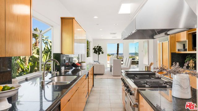 816 Monte Leon Drive, Beverly Hills, CA 90210