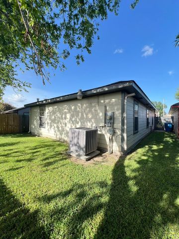 1123 Maclesby Lane, Channelview, TX 77530