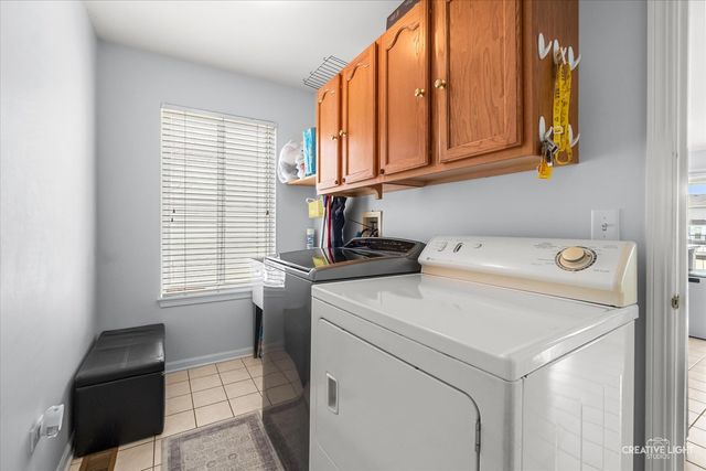 2331 Handley Lane, Aurora, IL 60502