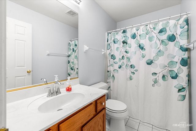 2331 Handley Lane, Aurora, IL 60502