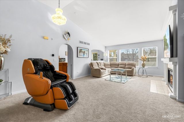 2331 Handley Lane, Aurora, IL 60502