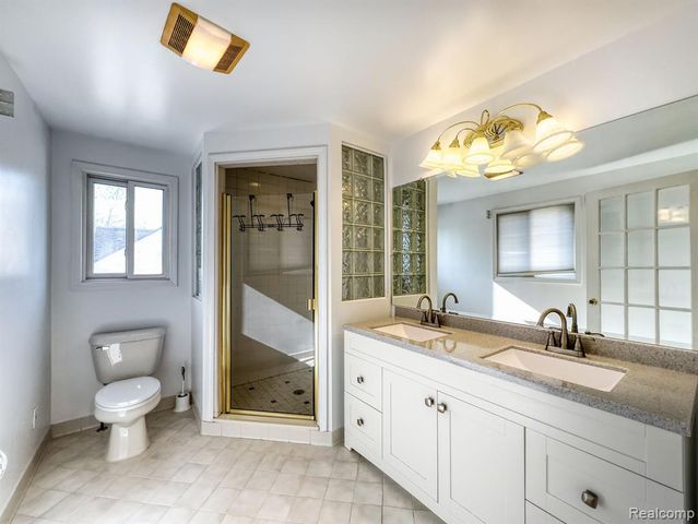 806 N Altadena Avenue, Royal Oak, MI 48067