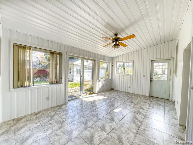 806 N Altadena Avenue, Royal Oak, MI 48067