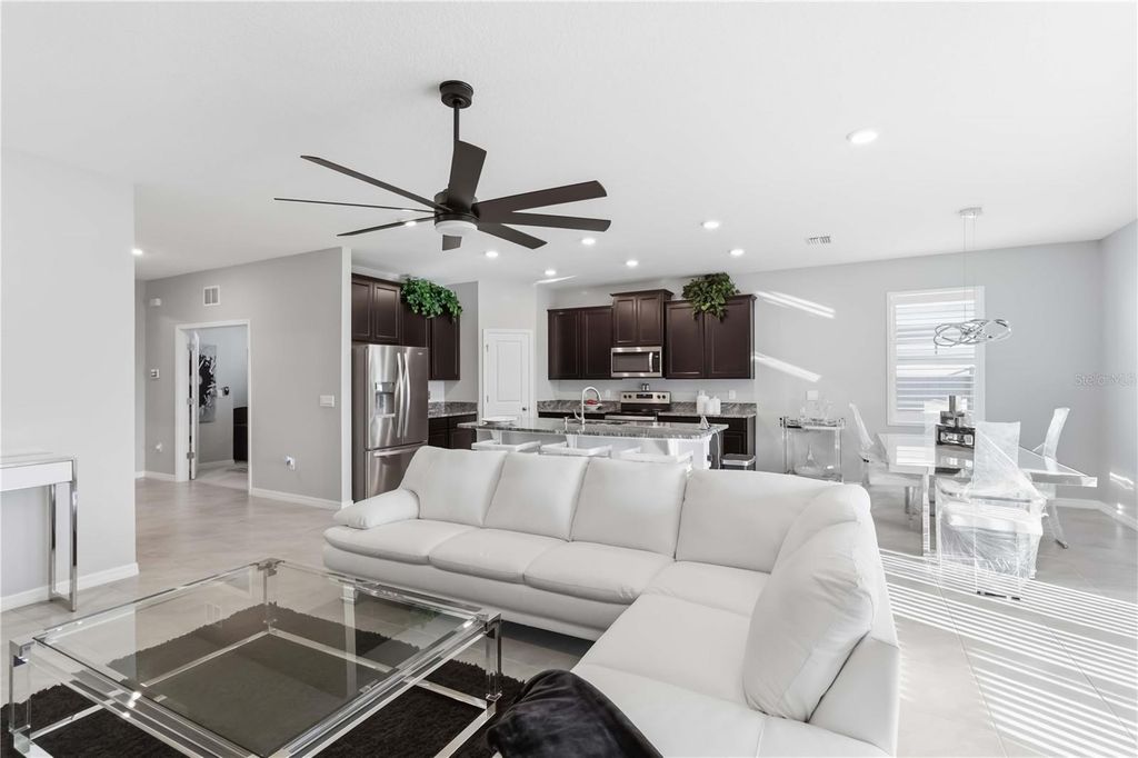 Image 15 of property listing at 5308 GRANITE DUST PLACE, Palmetto, FL 34221