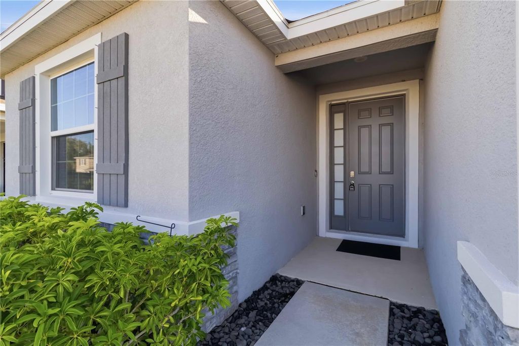 Image 3 of property listing at 5308 GRANITE DUST PLACE, Palmetto, FL 34221