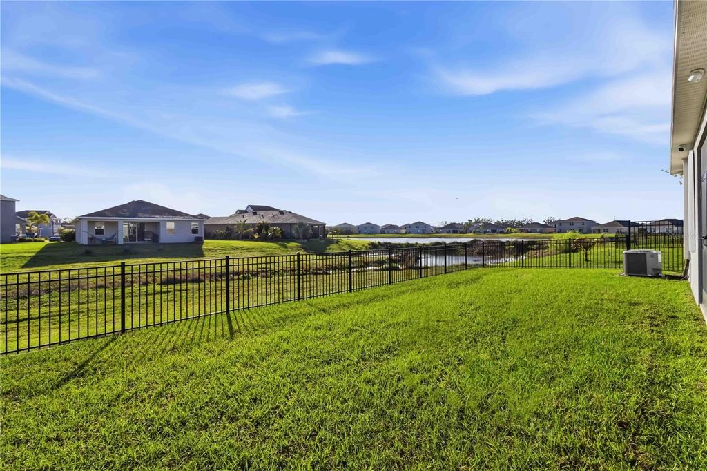 Image 37 of property listing at 5308 GRANITE DUST PLACE, Palmetto, FL 34221