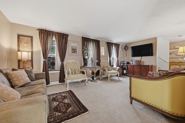 118 Mount Washington Street D, Lowell, MA 01854