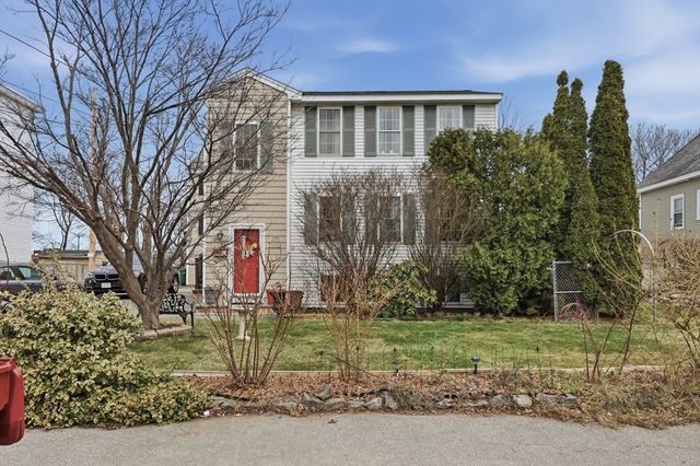 118 Mount Washington Street D, Lowell, MA 01854