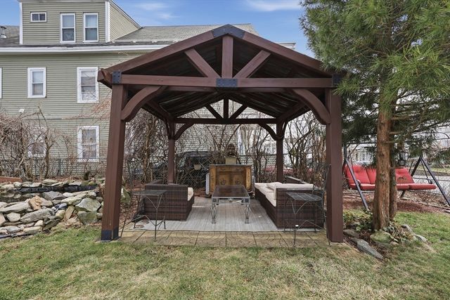 118 Mount Washington Street D, Lowell, MA 01854