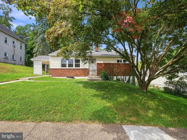 135 PIKELAND AVE, Spring City, PA 19475