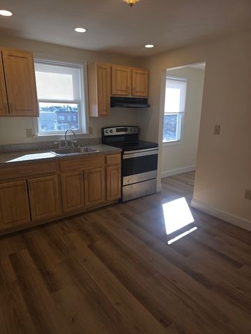 23-25 East Chestnut, Brockton, MA 02301