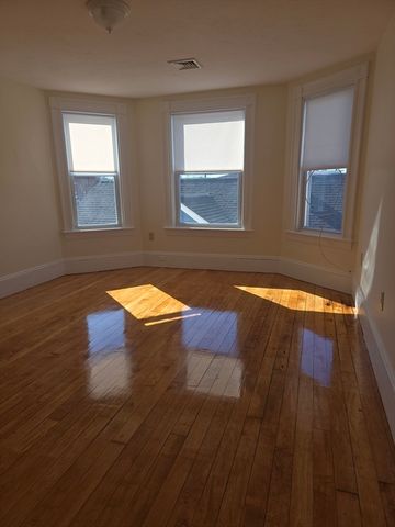 23-25 East Chestnut, Brockton, MA 02301