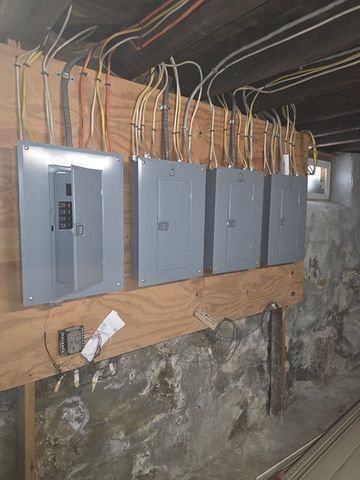 23-25 East Chestnut, Brockton, MA 02301