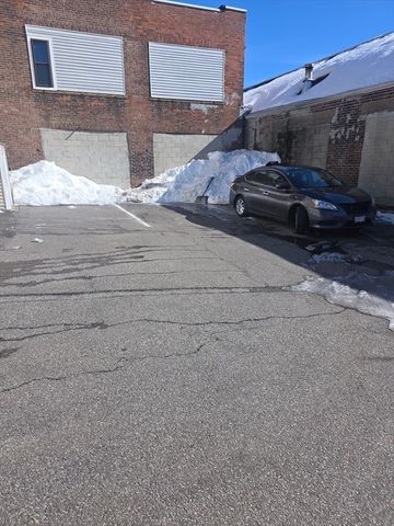 23-25 East Chestnut, Brockton, MA 02301