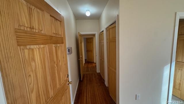 25 Tibbits Avenue, White Plains, NY 10606