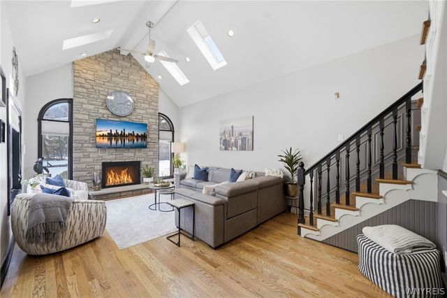 8137 Oak Leaf Lane, Clarence, NY 14221