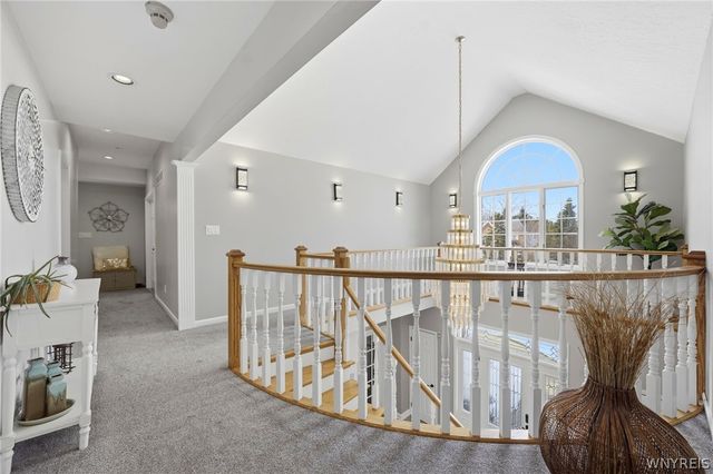 8137 Oak Leaf Lane, Clarence, NY 14221