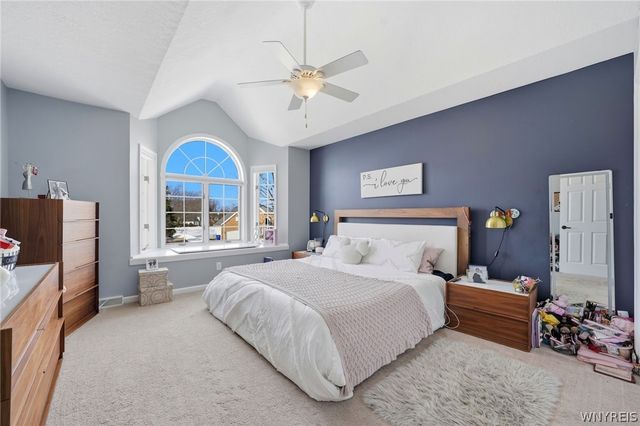 8137 Oak Leaf Lane, Clarence, NY 14221