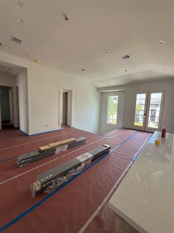 5009 Holt Street, Bellaire, TX 77401