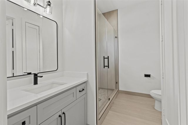 5009 Holt Street, Bellaire, TX 77401