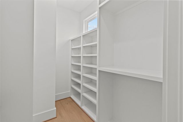 5009 Holt Street, Bellaire, TX 77401